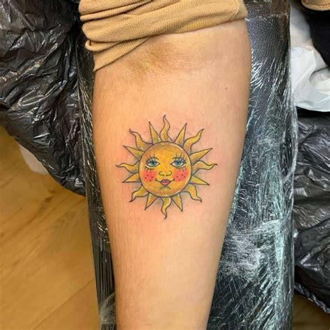 Best Sun Tattoo Designs For Women