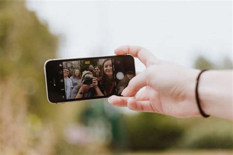 Apple A Une Idée Pour Les Selfies De Groupe Avec Distanciation Sociale