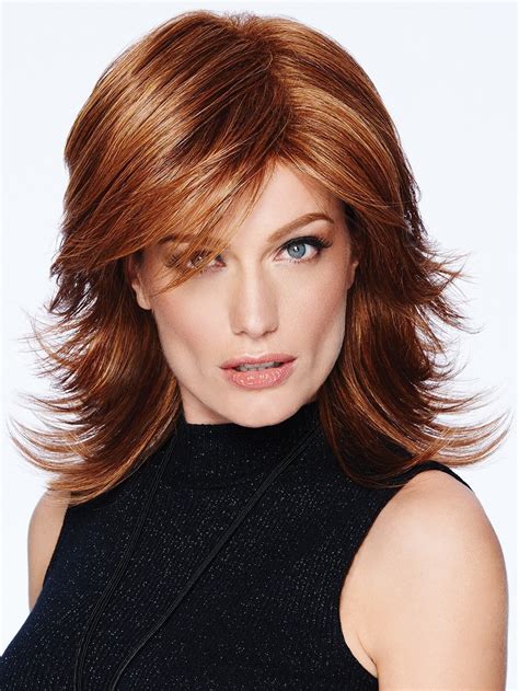 Side flip hairstyle is very easy to carry for your short to medium length hair. Flip Hairstyle Hairstyle for over 40 and Overweight Women 1 - Short Hairstyles 2020