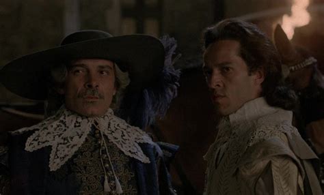 Famed swordsman and poet cyrano de bergerac is in love with his cousin roxane. Cyrano de Bergerac (1990) YIFY - Download Movie TORRENT - YTS