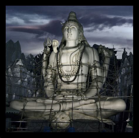 Kempfort Shiva Temple This Majestic 65 Foot Open Air Idol Flickr