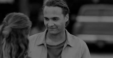 Few fear the walking dead fans will have forgotten nick clark's shocking death in season 4 but even that twist may pale in comparison to the season 6 midseason premiere's most tragic moment. 𝐅𝐓𝐖𝐃 𝑖𝑚𝑎𝑔𝑖𝑛𝑒𝑠 - Gif imagine- Nick Clark - Wattpad