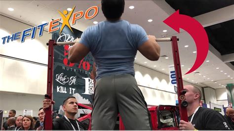 Bodybuilder Does Marine Pull Up Challenge At La Fit Expo Youtube