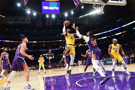 Lakers Vs Suns Final Score L A Falls Despite Monster Night For Lebron Silver Screen And Roll