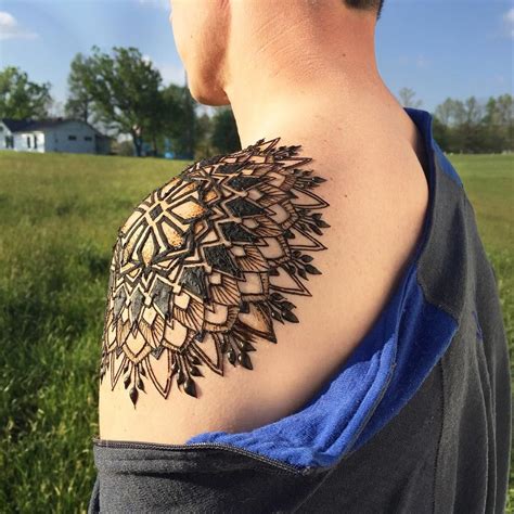Geometric Floral Left Shoulder Tattoo Tattoos Shoulder Tattoo Henna