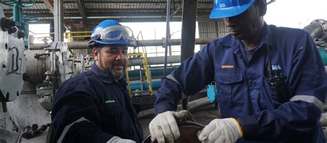 Sebagai syarikat peneraju di sektor pertanian dan industri asas tani dalam kumpulan perbadanan kemajuan iktisad negeri kelantan (pkink), syarikat kumpulan pertanian kelantan berhad (kpkb) mempergiatkan aktiviti perniagaan pertaniannya bersama dua (2). KUMPULAN FIMA BERHAD