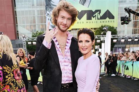 Yung Gravy Calls Sheri Easterling A Milf At The 2022 Vmas