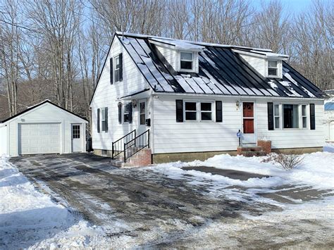 14 Chadwick Street Winslow Me Me Real Estate For Sale