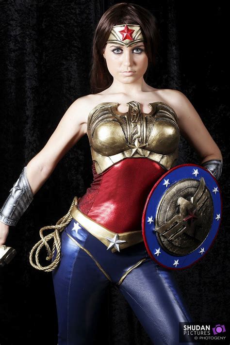 Wonder Woman Injustice Cosplay By Joulii91 On Deviantart Wonder Woman Cosplay Wonder Woman Women