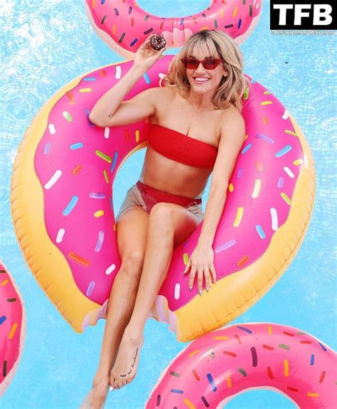 Ashley Roberts Shows Off Her Stunning Figure In A Red Bikini Photos
