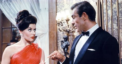 First Ever Bond Girl Eunice Gayson Dead At Age 90 Mirror Online