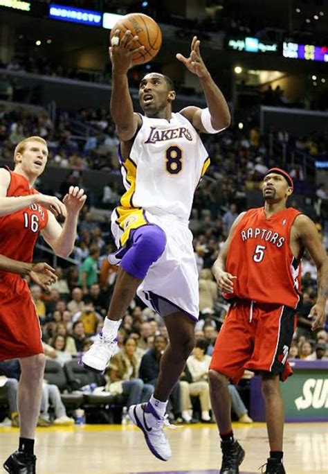 8 Memorable Moments In The Career Of Kobe Bryant Howtheyplay