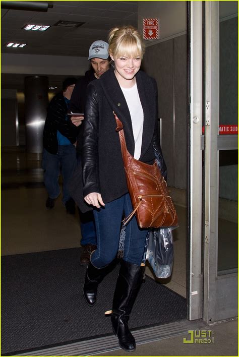 Photo Emma Stone Welcomed Lax Landing 07 Photo 2513827 Just Jared