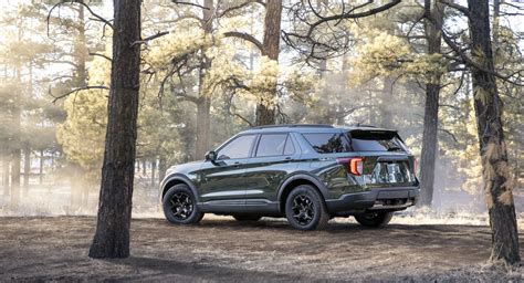 2021 Ford Explorer Gains New Forged Green Color First Look