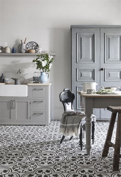 Ornate White Cuban Tiles Ceramic Floor Tiles Living Room Kitchen Floor