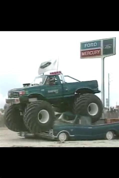 Pin By Jimmy Kistner On Id Drive One Of These Monster Trucks Jacked