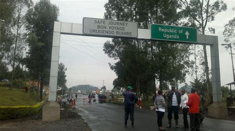 Kyanika Border, Cyanika Border: Uganda Rwanda Border