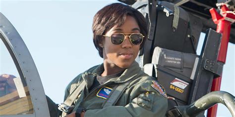 Maria Rambeau Everything You Need To Know About Captain Marvels Best
