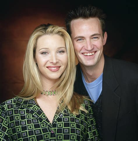 Lisa Kudrow And Matthew Perry Wish Friends Went On Longer Video Hot
