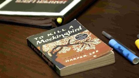 Pengertian novel adalah suatu karya sastra berbentuk prosa naratif yang panjang, dimana di dalamnya terdapat rangkaian cerita tentang kehidupan menurut drs, rostamaji, m.pd, pengertian novel adalah suatu karya sastra yang memiliki 2 unsur; Pengertian Interpretasi Novel - Pengertian Interpretasi ...