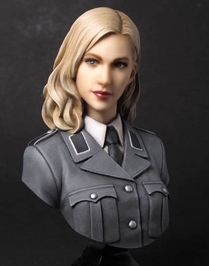 16 Scale Resin Bust German Female Officer Figure Model Kit Free