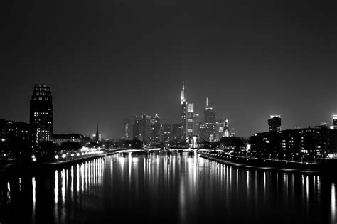 Frankfurt Skyline At Night Foto And Bild Architektur Stadtlandschaft