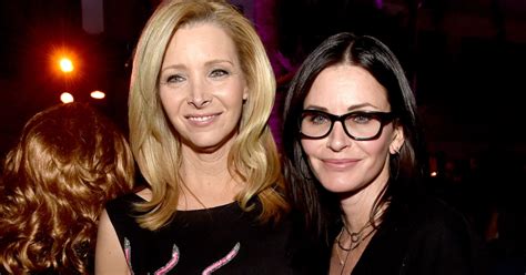 Courteney Cox And Lisa Kudrow Have Mini Friends Reunion
