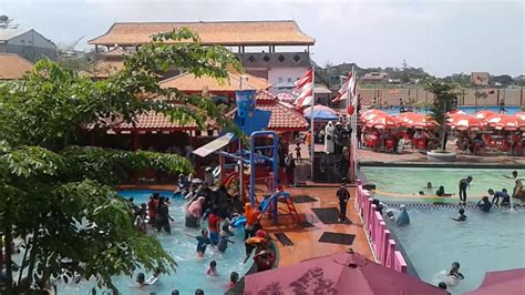 Tempat berikutnya yang wajib kamu kunjungi ketika berada di kuningan adalah sukageuri view. Obyek Wisata Zam Zam Kuningan - Tempat Wisata Indonesia