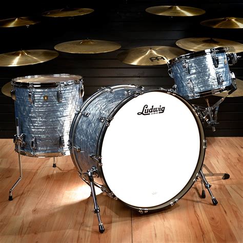 Ludwig Classic Maple 131624 3pc Drum Kit Sky Blue Pearl Drums