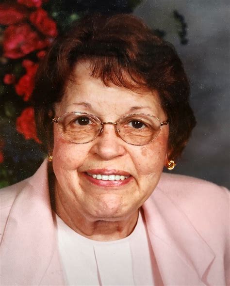 Obituary Of Lois Ruth Aronovitch Funeral Homes Cremation Servic