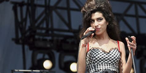 Amy Winehouse Last Performance Jawerdesert