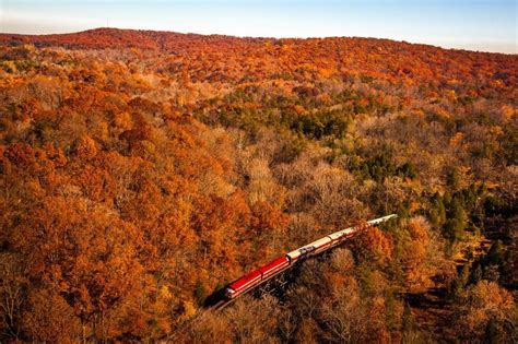 5 Best Fall Cincinnati Train Rides