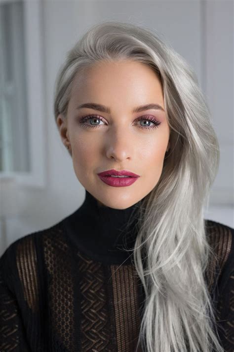 Glamours New Fashion Columnist Inthefrow Reveals What Really Happens At Fashion Week Long