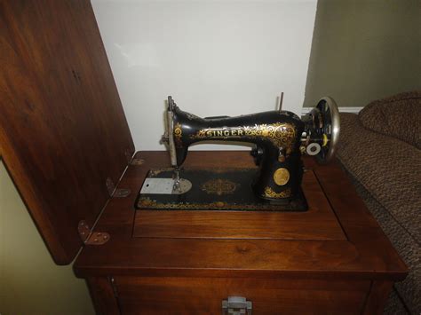 my-grandma-s-sewing-machine-collectors-weekly