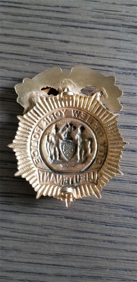 Collectors Badges Auctions Obsolete New York City Police Assistant To