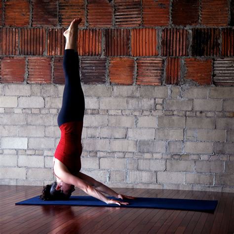 24 Amazing Yoga Poses Most People Wouldnt Dream Of Trying