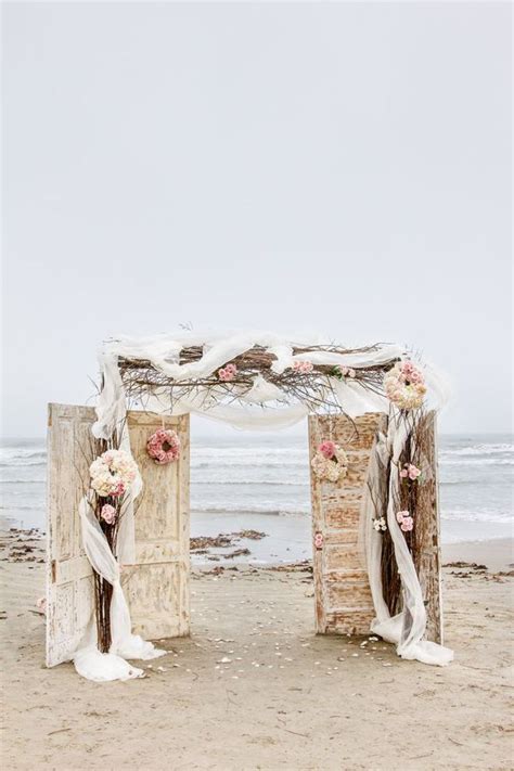 30 Romantic Alternative Wedding Backdrops Beach Wedding Decorations