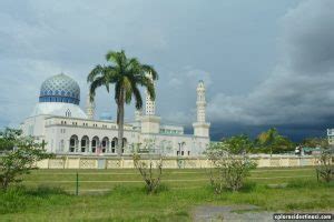 Masjid (terapung) bandaraya kota kinabalu, likas selain singgah untuk melakukan solat boleh dapatkan kenangan di masjid yang indah ini. Masjid Bandaraya Kota Kinabalu - juga dikenali sebagai ...