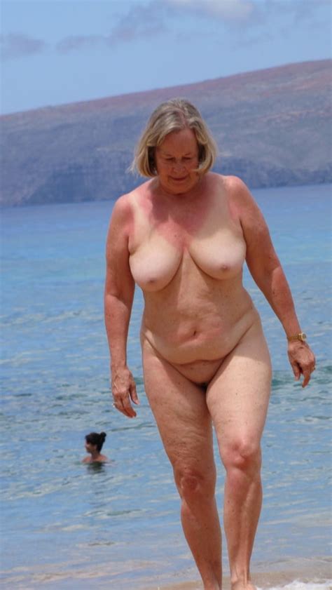 Xxx Photo Of Mature Granny Outdoor Full Naked Pornpics