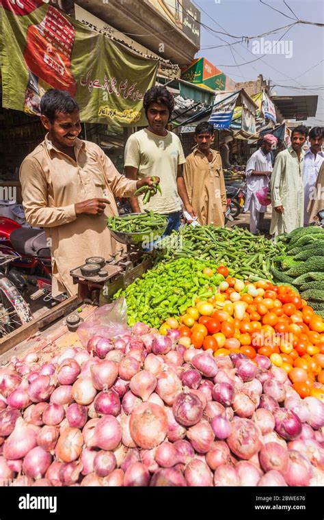 Open Air Market Of Vegetables And Men Uch Uch Sharif Bahawalpur