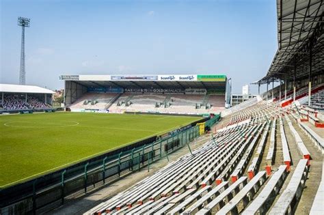 Kv mechelen is going head to head with royal antwerp fc starting on 25 jul 2021 at 11:30 utc at veoliastadion achter de kazerne stadium, mechelen city, belgium. Pin op Football / Soccer history