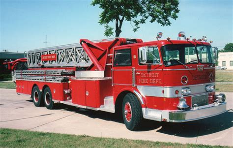 Fire Engines Photos Detroit Fire Department Ladder 6