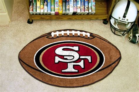 Fanmats® 5835 San Francisco 49ers Logo On Football Mat
