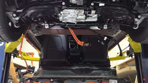 Munro Associates Tears Down Structural Battery Pack On Tesla Model Y