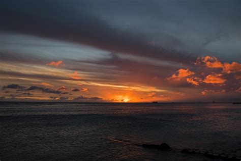 Sunset At Waikiki Beach Scene Of Hawaii By Wavees