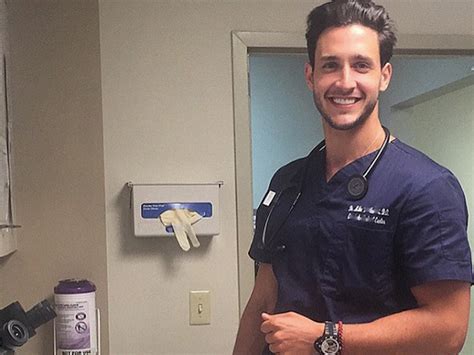 [trending Now] Meet The Hot Doctor Mike One Of The Hottest Doctor Today The Viral Sharer