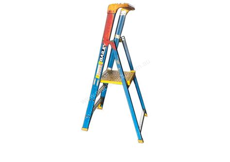 Used Bailey 3 FOOT Ladders In PRESTON VIC