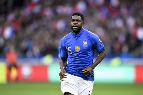 Barselona umtitini arzimagan pul evaziga qo'yib yubormoqchi. Juventus : une offre pour Umtiti - Transfert Foot Mercato