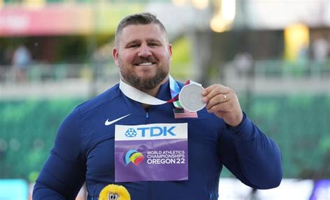 kovacs wins silver medal at 2022 world championship vcp athletics