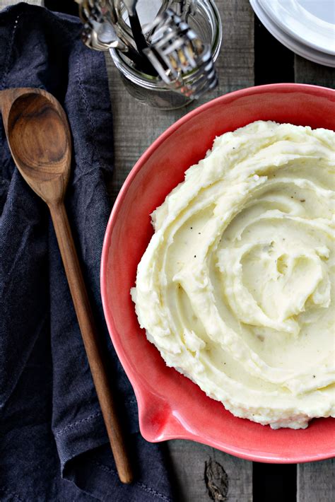 Creamy Mashed Potatoes - Simply Scratch